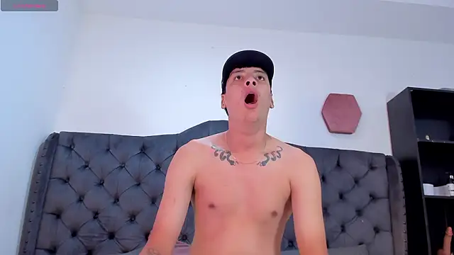 two milkyway online show from March 21, 11:47 am