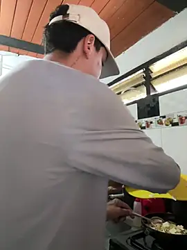 two milkyway online show from March 23, 4:07 pm