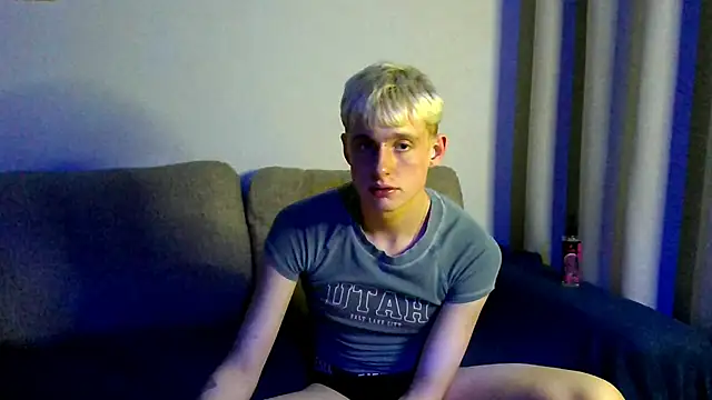 Snapshot of Chanel_Miki chatting on December 28, 6:29 pm Chanel Miki online show from December 28, 6:29 pm