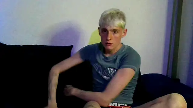 Snapshot of Chanel_Miki chatting on January 4, 2:35 pm Chanel Miki online show from January 4, 2:35 pm