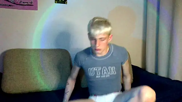 Snapshot of Chanel_Miki chatting on December 27, 11:53 pm Chanel Miki online show from December 27, 11:53 pm