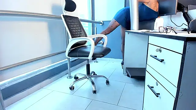 Samantha  cooper online show from February 23, 12:39 pm