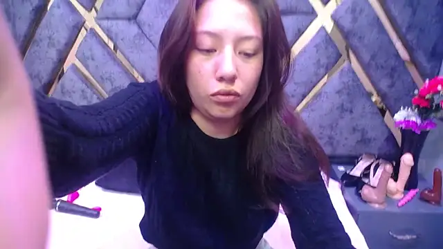 alison deep online show from May 14, 4:42 am