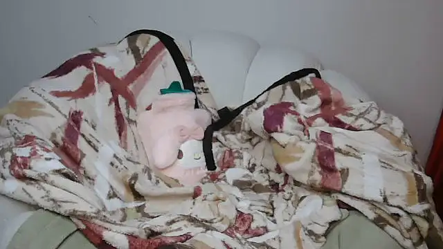 Snapshot of GoddessGlide chatting on December 5, 8:13 am GoddessGlide online show from December 5, 8:13 am