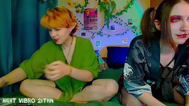 Snapshot of TrickyKitsune chatting on September 26, 2:35 pm TrickyKitsune online show from September 26, 2:35 pm
