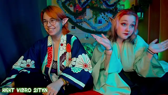 TrickyKitsune online show from January 18, 1:36 pm