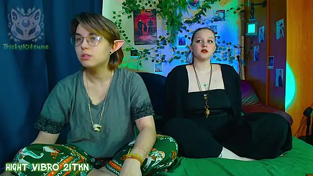 TrickyKitsune online show from May 2, 3:50 pm