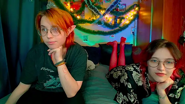 TrickyKitsune online show from January 8, 2:23 pm