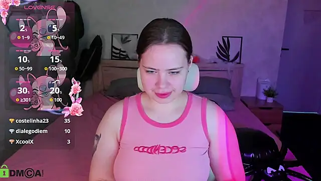 Snapshot of EricaElliott chatting on October 26, 2:34 am EricaElliott online show from October 26, 2:34 am