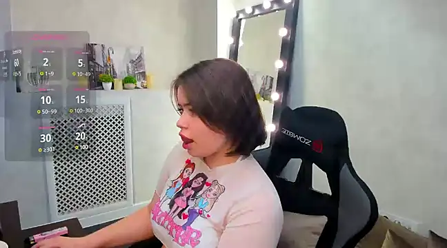 Snapshot of EricaElliott chatting on February 25, 7:20 am EricaElliott online show from February 25, 7:20 am