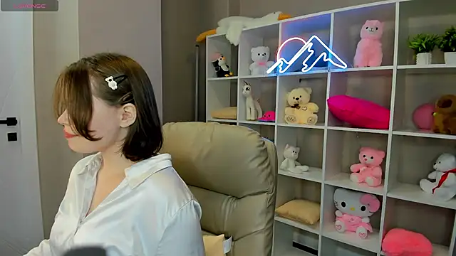 Snapshot of EricaElliott chatting on March 4, 12:50 am EricaElliott online show from March 4, 12:50 am