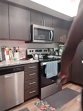 VelvetChocolate7 online show from October 28, 6:40 pm