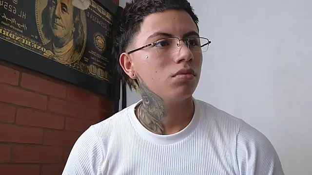 Thiago x Sahara online show from January 27, 3:39 pm