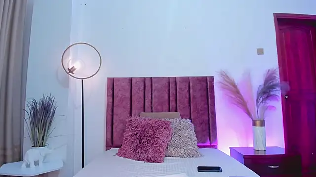 CelesteJoyy online show from March 18, 6:17 pm