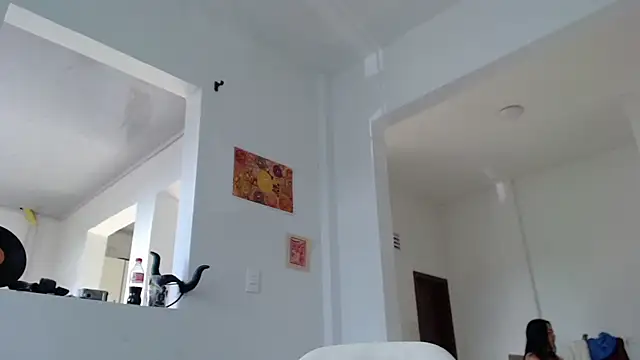 Maam Ine online show from April 16, 9:15 pm