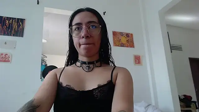 Maam Ine online show from March 20, 8:10 pm