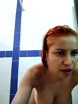 Mia WAll online show from January 28, 6:28 pm