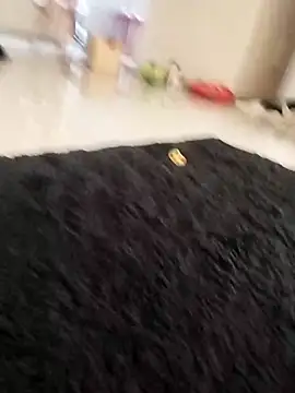 Snapshot of silandbob1 chatting on February 6, 1:43 pm silandbob1 online show from February 6, 1:43 pm