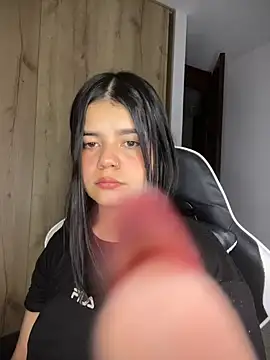 pretty angela1 online show from January 11, 1:01 am