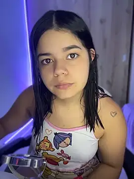 pretty angela1 online show from April 25, 4:59 am
