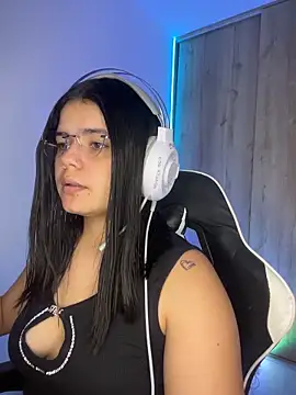 pretty angela1 online show from March 31, 1:07 am