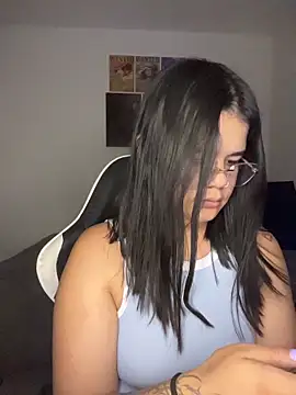 pretty angela1 online show from March 20, 3:07 am