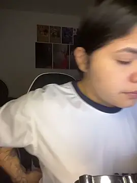 pretty angela1 online show from March 14, 11:55 pm