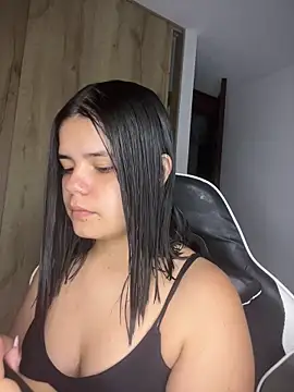 pretty angela1 online show from November 30, 11:49 pm