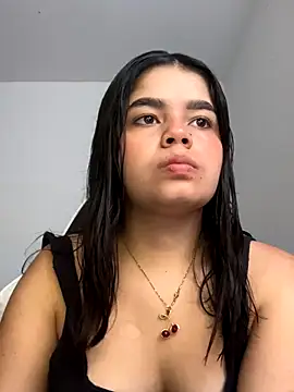 Snapshot of pretty_angela1 chatting on September 10, 8:52 pm pretty angela1 online show from September 10, 8:52 pm
