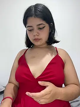 Snapshot of pretty_angela1 chatting on January 29, 3:22 am pretty angela1 online show from January 29, 3:22 am