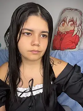 Snapshot of pretty_angela1 chatting on July 17, 7:49 am pretty angela1 online show from July 17, 7:49 am