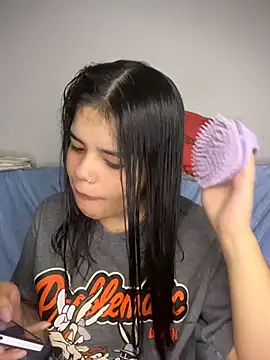 Snapshot of pretty_angela1 chatting on July 18, 7:50 am pretty angela1 online show from July 18, 7:50 am