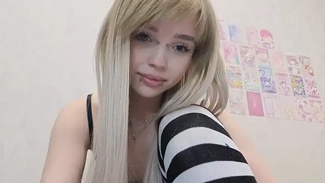 emodreamgirl online show from May 15, 11:03 pm