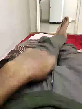 Snapshot of iamharryy chatting on December 13, 8:26 pm iamharryy online show from December 13, 8:26 pm