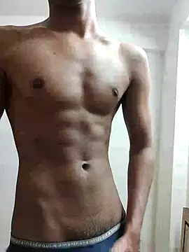 Snapshot of iamharryy chatting on February 8, 9:56 pm iamharryy online show from February 8, 9:56 pm