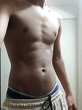 Snapshot of iamharryy chatting on February 9, 2:37 pm iamharryy online show from February 9, 2:37 pm