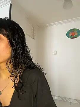 indira k online show from November 14, 3:05 pm