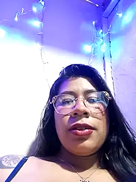 Snapshot of Pamelamilkk_1007 chatting on February 1, 3:39 pm Pamelamilkk 1007 online show from February 1, 3:39 pm