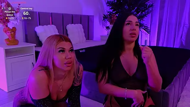 Snapshot of evanew_ chatting on February 26, 5:46 pm evanew online show from February 26, 5:46 pm