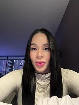 Snapshot of Karol_Towers chatting on March 14, 11:22 pm Karol Towers online show from March 14, 11:22 pm
