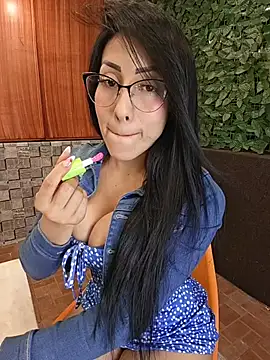 Snapshot of Isabellitasexi38 chatting on May 20, 3:36 am Isabellitasexi38 online show from May 20, 3:36 am