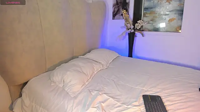 rachaeldeckard   online show from March 21, 4:14 am