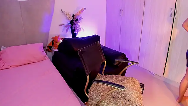 Snapshot of rachaeldeckard__ chatting on November 7, 3:00 am rachaeldeckard online show from November 7, 3:00 am