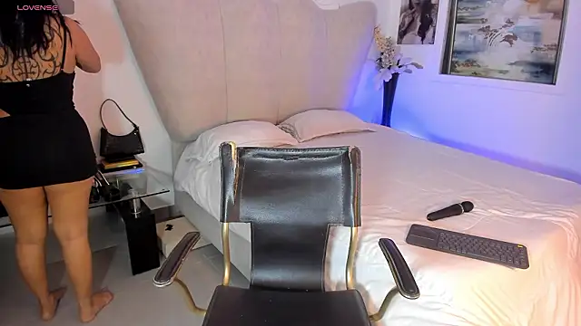 rachaeldeckard   online show from January 15, 4:05 am