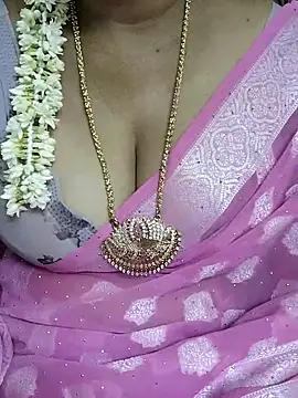 Snapshot of kavi-99 chatting on June 15, 5:45 pm kavi-99 online show from June 15, 5:45 pm