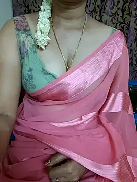 Snapshot of kavi-99 chatting on August 8, 11:45 pm kavi-99 online show from August 8, 11:45 pm