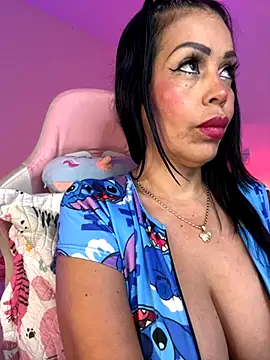 Snapshot of KarolRubi1 chatting on September 30, 10:05 pm KarolRubi1 online show from September 30, 10:05 pm