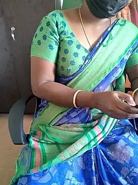 Snapshot of Tamil_roja69 chatting on May 21, 6:55 am Tamil roja69 online show from May 21, 6:55 am