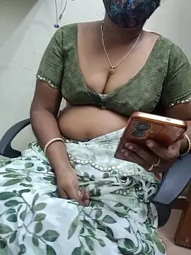 Snapshot of Tamil_roja69 chatting on April 22, 4:36 pm Tamil roja69 online show from April 22, 4:36 pm