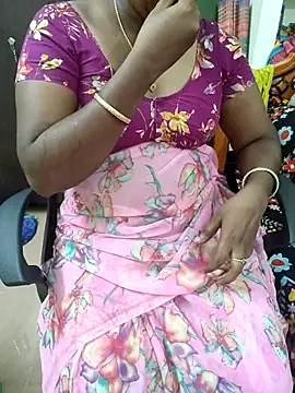 Snapshot of Tamil_roja69 chatting on April 29, 5:55 am Tamil roja69 online show from April 29, 5:55 am